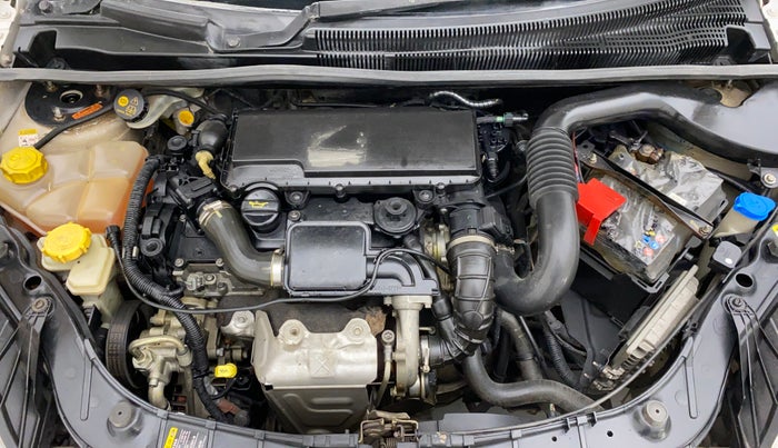 2015 Ford Figo 1.4 TITANIUM DURATORQ, Diesel, Manual, 96,219 km, Engine Bonet View