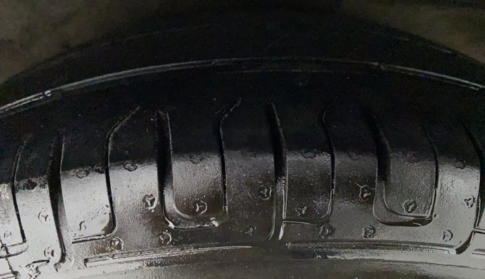 2014 Hyundai i10 MAGNA 1.1 IRDE2, Petrol, Manual, 42,896 km, Left Front Tyre Tread