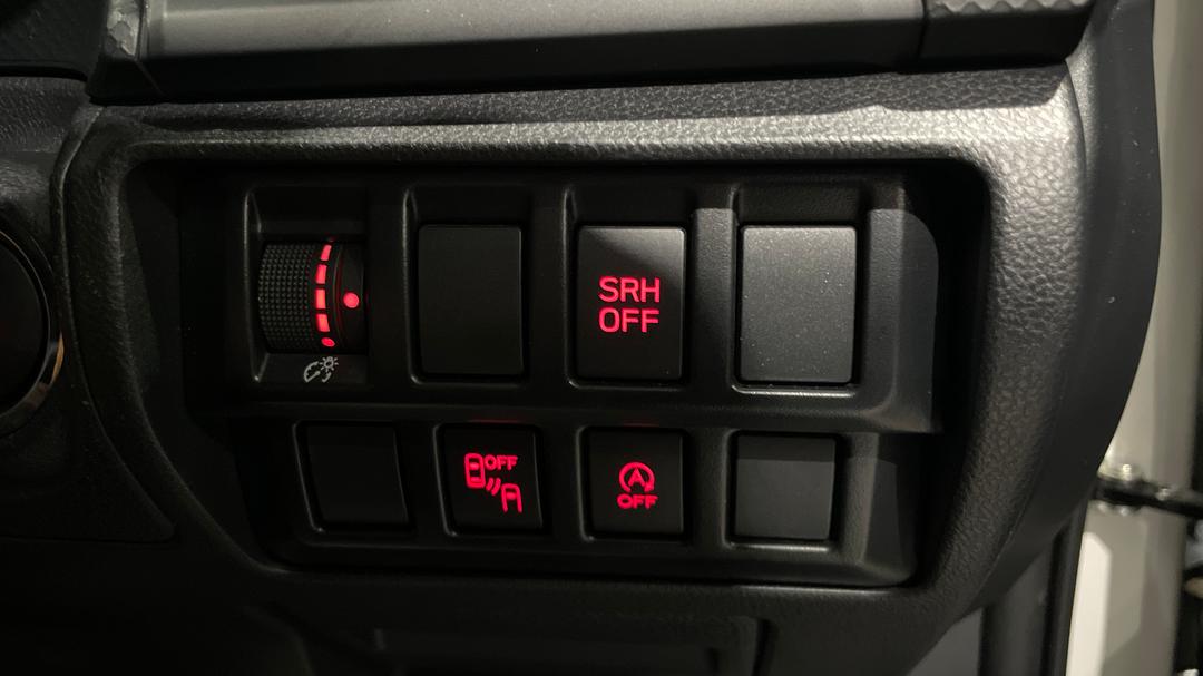 2024 Subaru Forester 2.5i (AWD), Automatic, 40401 km, Utility Switches/Buttons