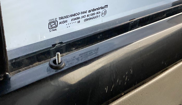 2018 Mahindra Thar CRDE 4X4 AC, Diesel, Manual, 66,703 km, Lock system - Door lock knob has minor damage