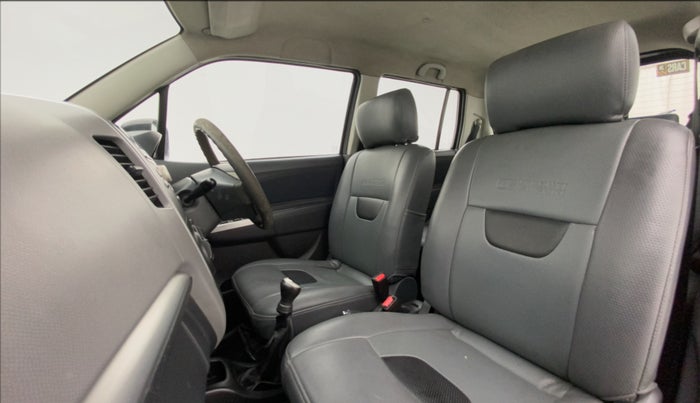 2012 Maruti Wagon R 1.0 VXI, Petrol, Manual, 93,075 km, Right Side Front Door Cabin