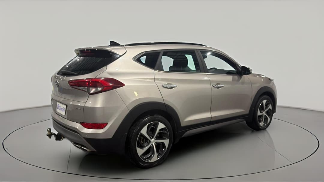 2017 Hyundai Tucson Highlander R-series (AWD), Automatic, 171405 km, Right Back Diagonal (45- Degree) View