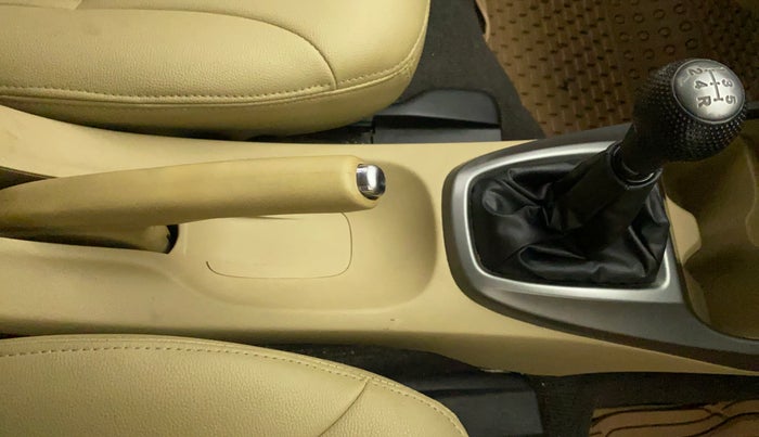 2012 Honda City 1.5L I-VTEC S MT, Petrol, Manual, 54,428 km, Gear Lever