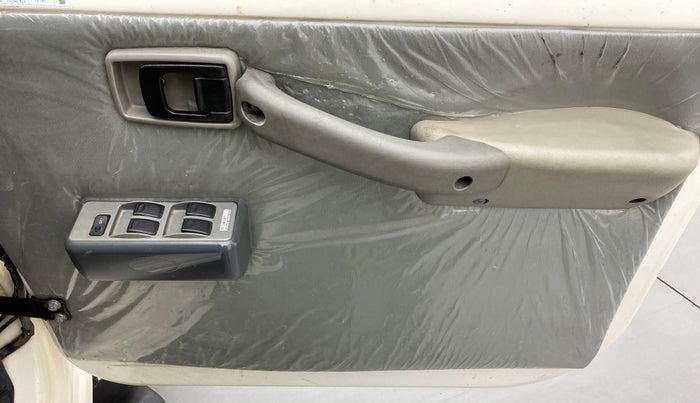 2019 Mahindra Bolero POWER+ SLE, Diesel, Manual, 95,252 km, Driver Side Door Panels Control