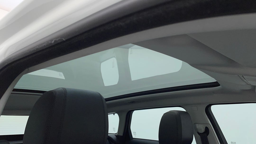Interior Sunroof/Moonroof