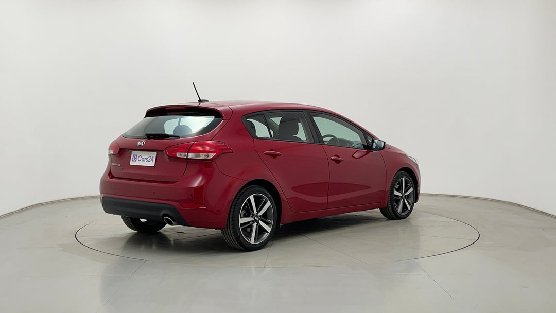 Right Back Diagonal (45- Degree) View