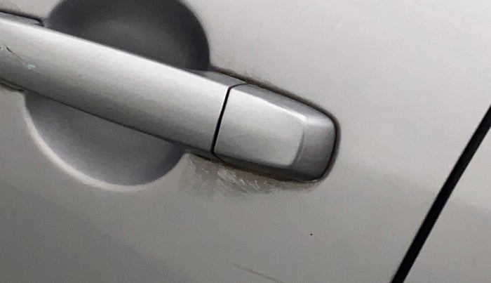 2012 Maruti Swift VXI, Petrol, Manual, 74,502 km, Rear left door - Slight discoloration