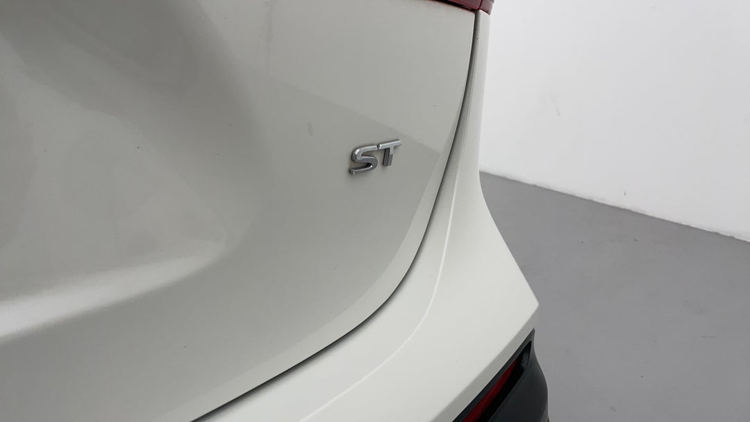 Badge (Boot Right Side)