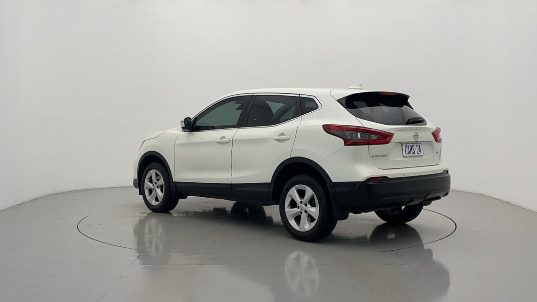 Left Back Diagonal (45- Degree) View