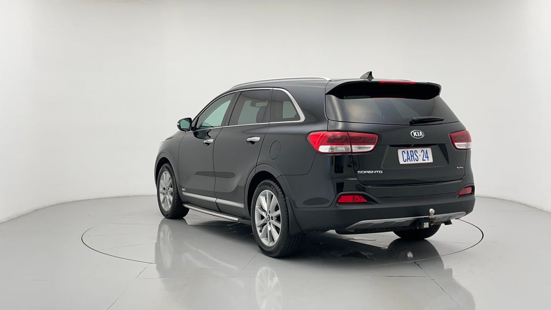 Left Back Diagonal (45- Degree) View