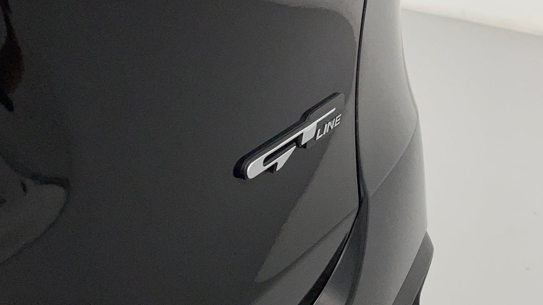 Badge (Boot Right Side)