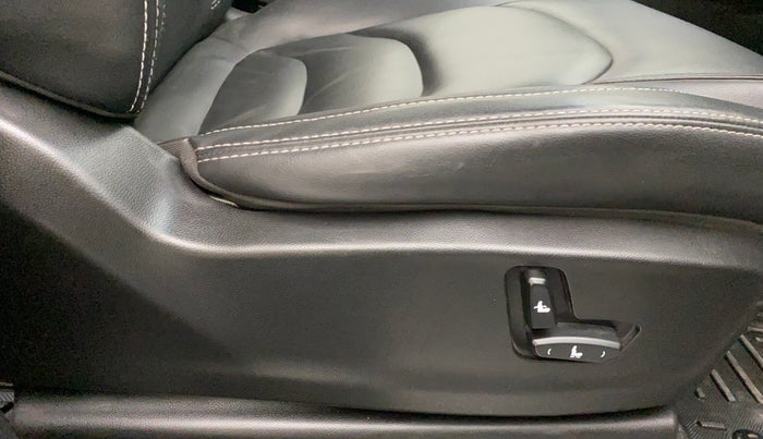 2019 MG HECTOR SHARP 1.5 DCT PETROL, Petrol, Automatic, 45,103 km, Driver Side Adjustment Panel
