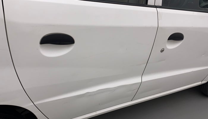 2012 Hyundai Santro Xing GL PLUS, Petrol, Manual, 1,04,532 km, Right rear door - Minor scratches