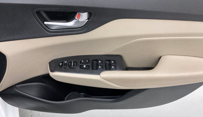 2021 Hyundai Verna SX(O) PETROL AT, Petrol, Automatic, 8,216 km, Driver Side Door Panels Control