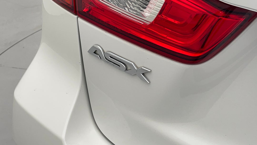 Badge (Boot Left Side)