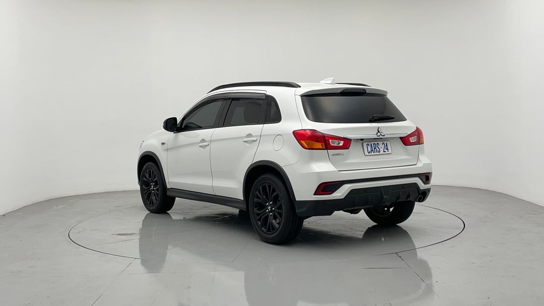 Left Back Diagonal (45- Degree) View