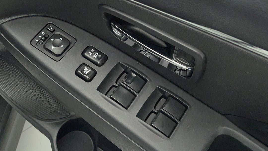 Drivers Side Door Panel Controls