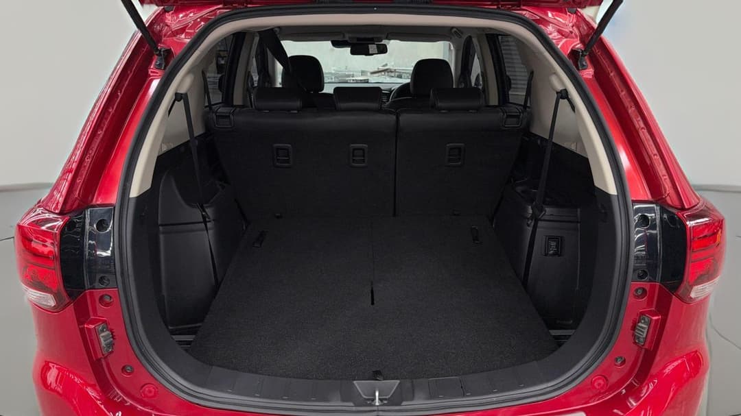 2019 Mitsubishi Outlander Ls 7 Seat (2WD), Automatic, 94268 km, Boot Inside View