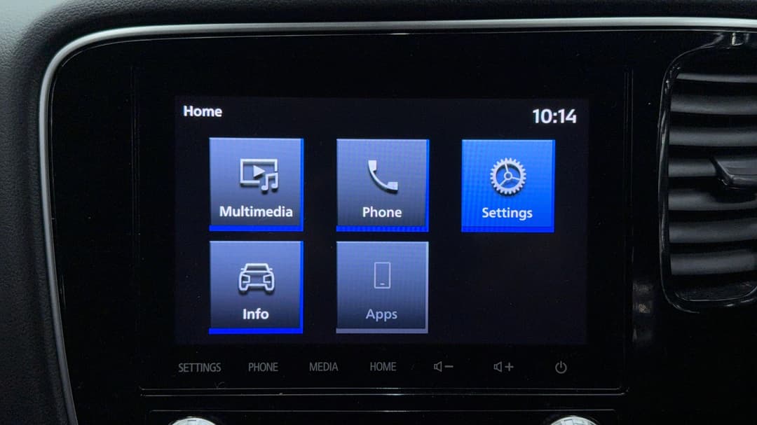 2019 Mitsubishi Outlander Ls 7 Seat (2WD), Automatic, 94268 km, Infotainment System