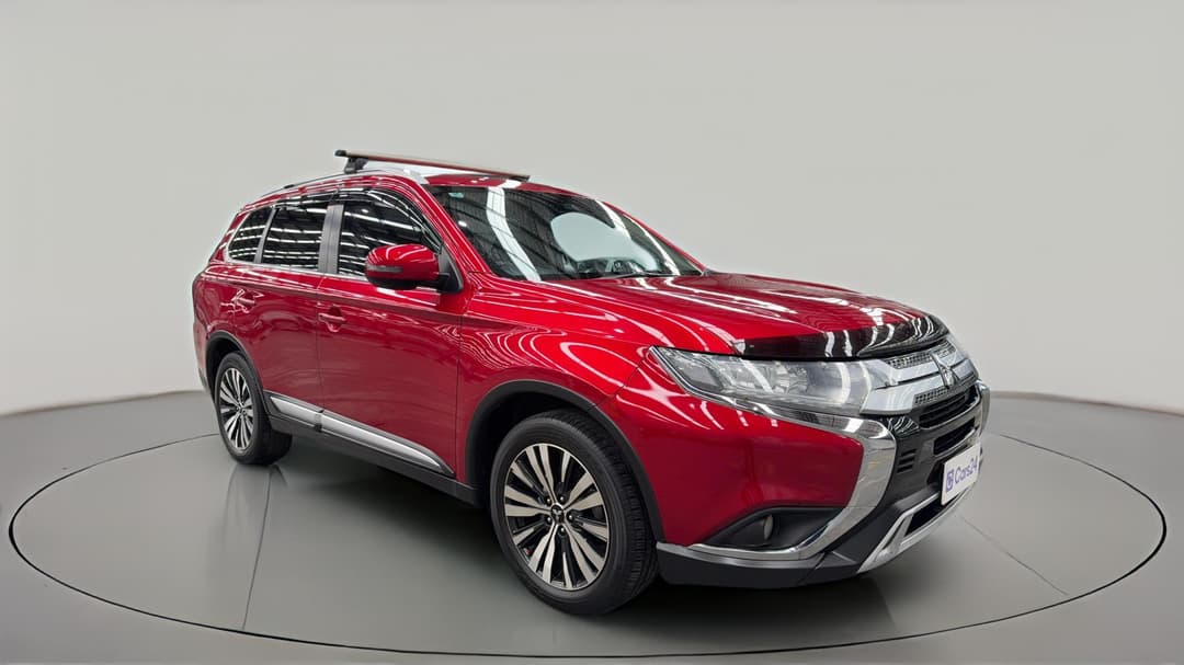 2019 Mitsubishi Outlander Ls 7 Seat (2WD), Automatic, 94268 km, Right Front Diagonal (45- Degree) View