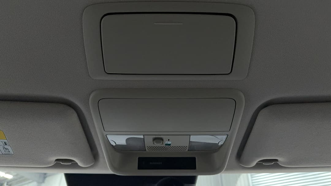 2019 Mitsubishi Outlander Ls 7 Seat (2WD), Automatic, 94268 km, On-Roof Controls/Sunglass holder