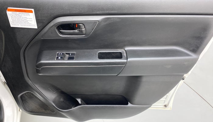 2019 Maruti New Wagon-R 1.0 Lxi (o) cng, CNG, Manual, Driver Side Door Panels Control