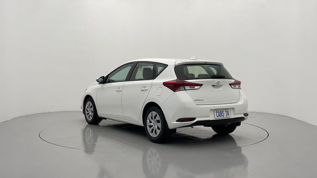 Left Back Diagonal (45- Degree) View