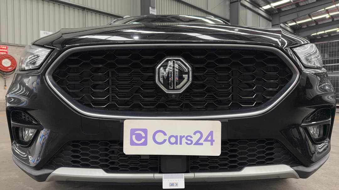 2022 MG Zst Vibe, Automatic, 41762 km, Bumper Front Chip