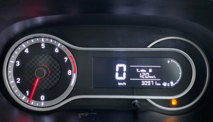 2020 Hyundai AURA SX PETROL, Petrol, Manual, 31,045 km, Odometer Image
