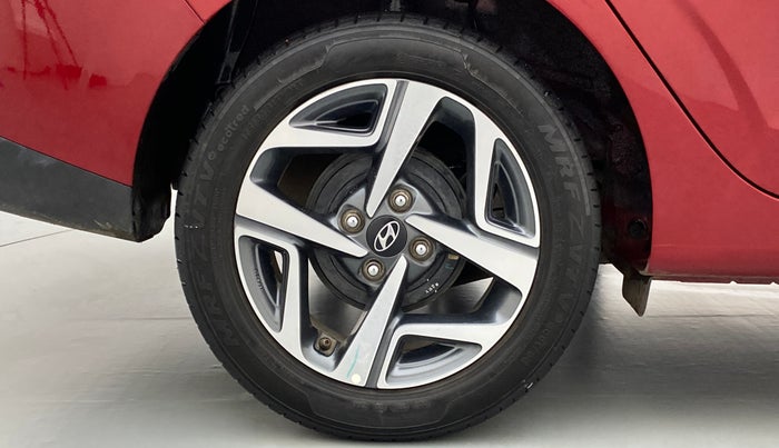 2020 Hyundai AURA SX PETROL, Petrol, Manual, 31,045 km, Right Rear Wheel