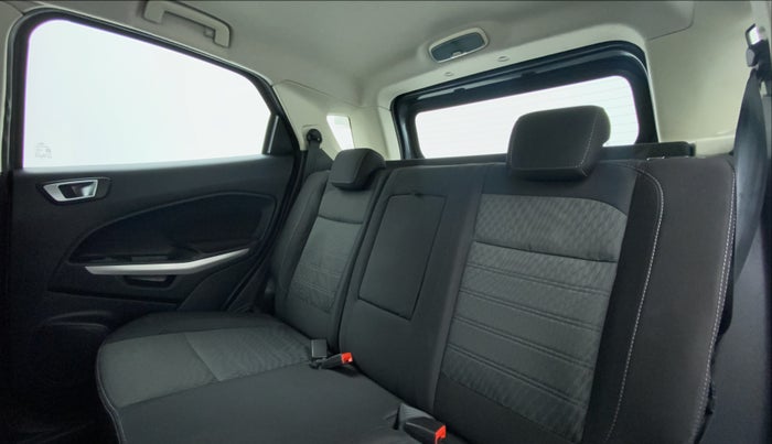 2018 Ford Ecosport 1.5 TITANIUM TI VCT, Petrol, Manual, 39,711 km, Right Side Rear Door Cabin