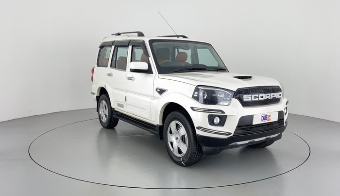 2018 Mahindra Scorpio S7 120 BHP 2WD, Diesel, Manual, 23,122 km, Right Front Diagonal