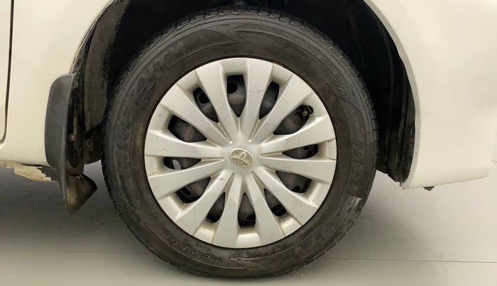2012 Toyota Etios Liva G, Petrol, Manual, 20,432 km, Right Front Wheel