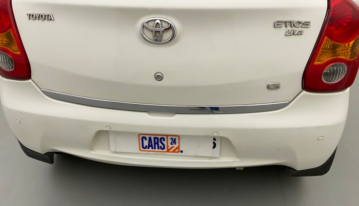 2012 Toyota Etios Liva G, Petrol, Manual, 20,432 km, Rear bumper - Minor scratches