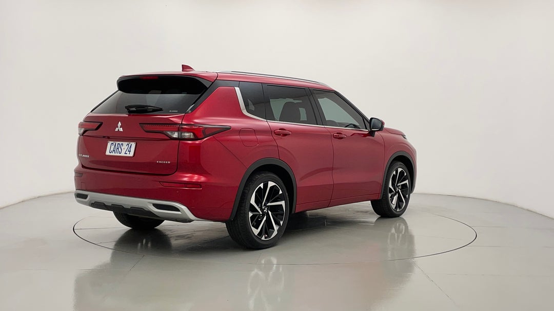 Right Back Diagonal (45- Degree) View