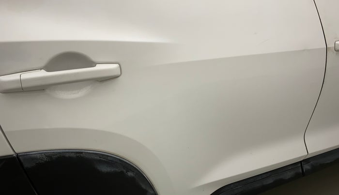 2021 Nissan MAGNITE XE, Petrol, Manual, 21,056 km, Right rear door - Minor scratches