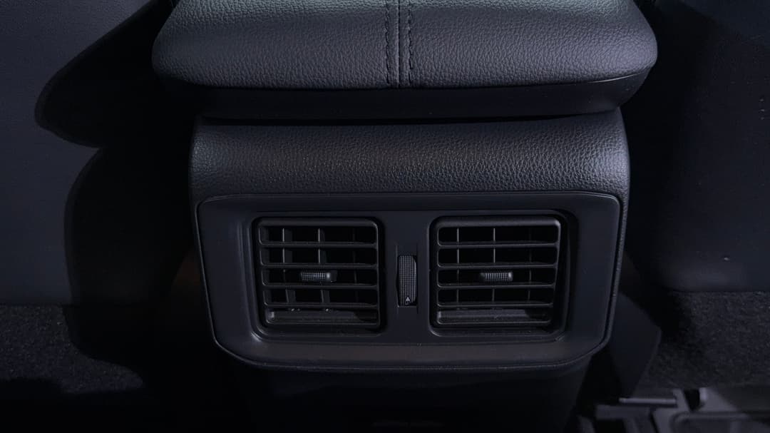 2020 Toyota RAV4 Cruiser (AWD) Hybrid, Automatic, 26158 km, Rear A/C Vent