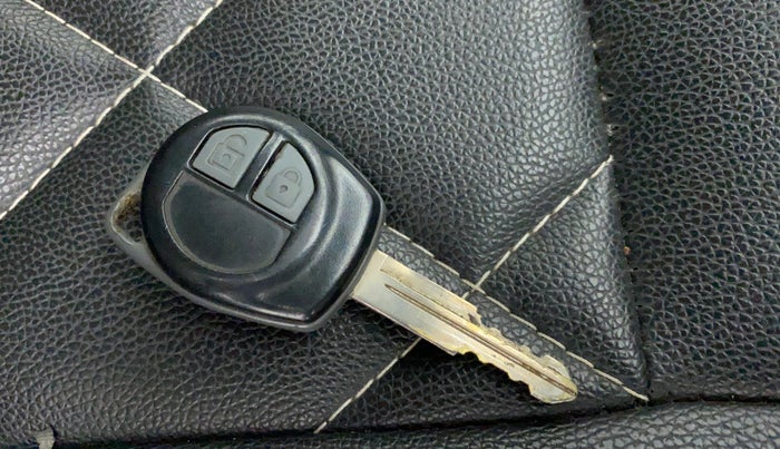 2018 Maruti Alto 800 VXI, Petrol, Manual, 28,060 km, Lock system - Central lock not working
