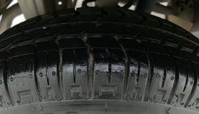 2018 Maruti Alto 800 LXI, Petrol, Manual, 9,831 km, Right Rear Tyre Tread