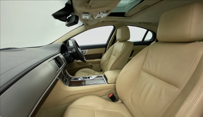 2013 Jaguar XF 2.2 DIESEL, Diesel, Automatic, 29,377 km, Right Side Front Door Cabin