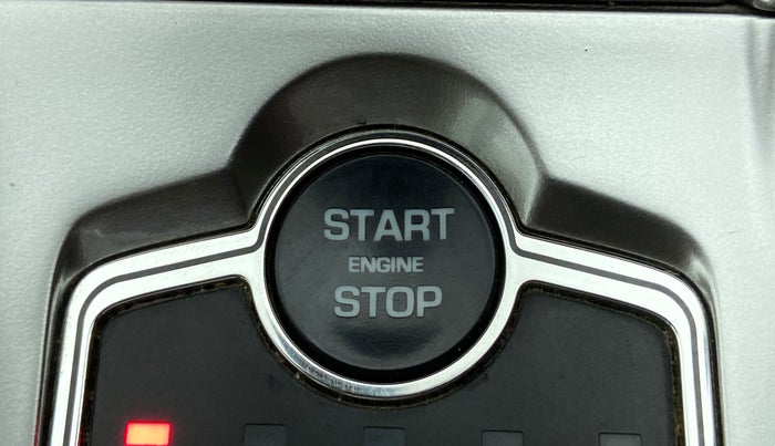 2013 Jaguar XF 2.2 DIESEL, Diesel, Automatic, 29,377 km, Keyless Start/ Stop Button