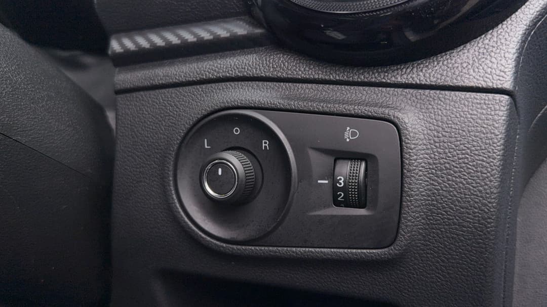 2022 MG Mg3 Auto Core (with Navigation), Automatic, 34949 km, Utility Switches/Buttons
