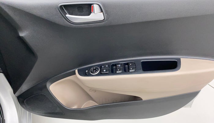 2018 Hyundai Grand i10 SPORTZ 1.2 KAPPA VTVT, Petrol, Manual, 17,511 km, Driver Side Door Panels Control