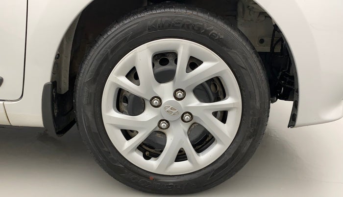 2018 Hyundai Grand i10 SPORTZ 1.2 KAPPA VTVT, Petrol, Manual, 17,511 km, Right Front Wheel