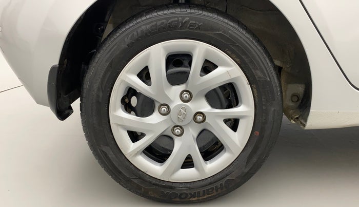 2018 Hyundai Grand i10 SPORTZ 1.2 KAPPA VTVT, Petrol, Manual, 17,511 km, Right Rear Wheel