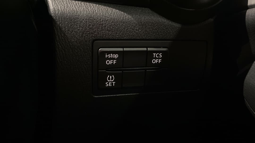 2019 Mazda CX-3 Maxx Sport (FWD), Automatic, 58169 km, Utility Switches/Buttons
