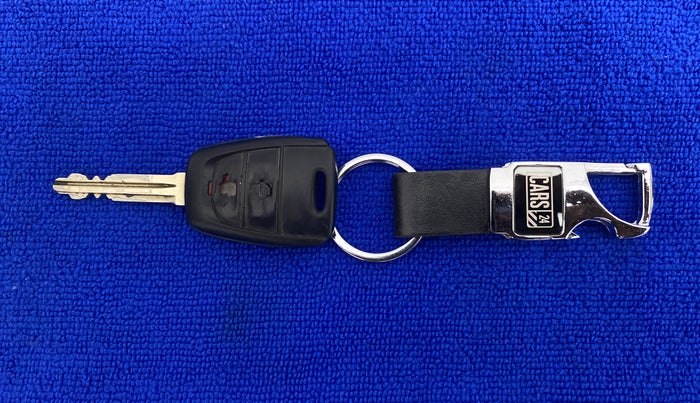 2017 Hyundai Grand i10 SPORTZ (O) 1.2 KAPPA VTVT, Petrol, Manual, 51,971 km, Key Close Up