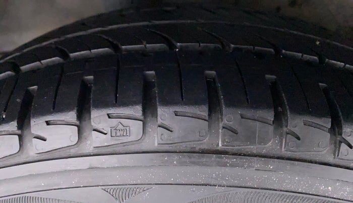 2017 Honda City V MT PETROL, Petrol, Manual, 79,454 km, Right Rear Tyre Tread