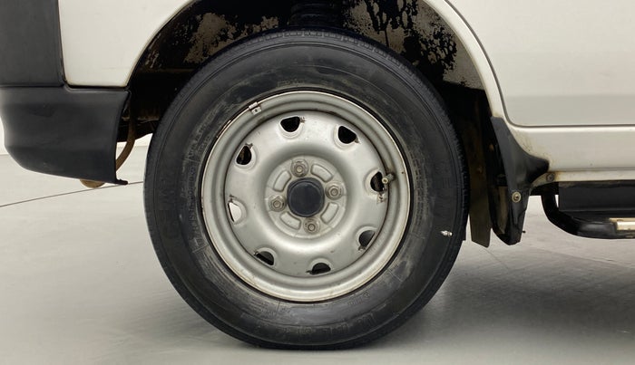 2019 Maruti Eeco 7 STR, Petrol, Manual, 36,142 km, Left Front Wheel