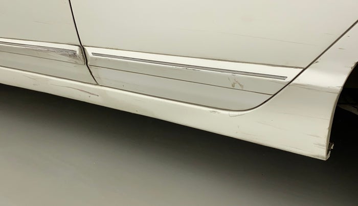 2010 Honda Civic 1.8L I-VTEC V MT, Petrol, Manual, 77,754 km, Left running board - Slightly dented